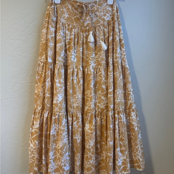 Aakaa Cream and Brown Tiered Maxi Skirt - Picture 5 of 8